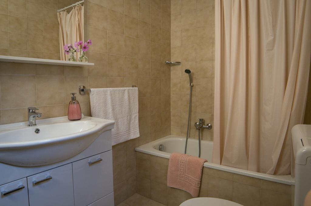 Apartmaji In Sobe Marija Jera Štanjel Quarto foto